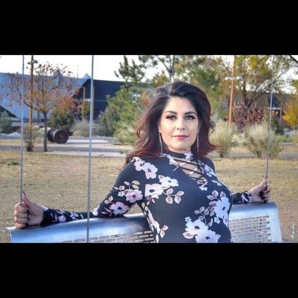 Meet your Posher, Erika - Picture 1 of 1